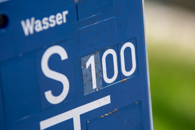Race to 100--alle Zahlen bis 100 aus dem echten Leben